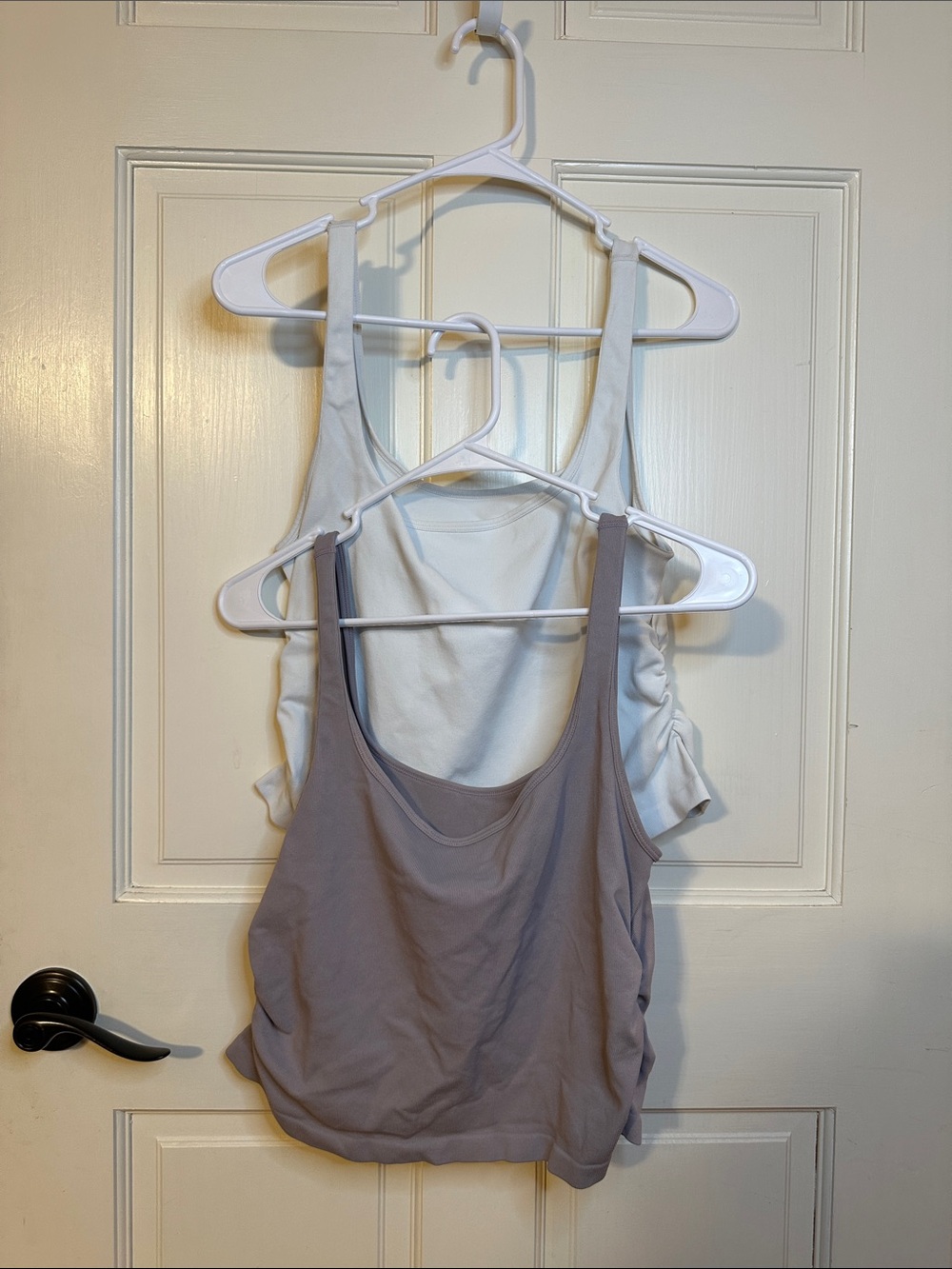 Women’s Scoop Neck Tank Top - White and Taupe
